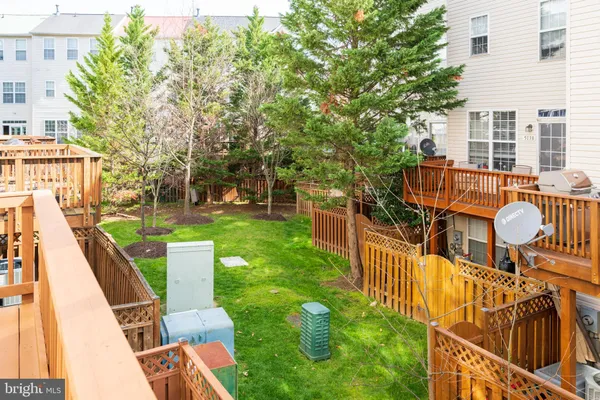 $4,400 | 170 Barrett Place, Alexandria, VA 22304