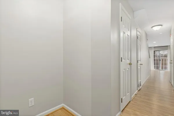 $4,400 | 170 Barrett Place, Alexandria, VA 22304