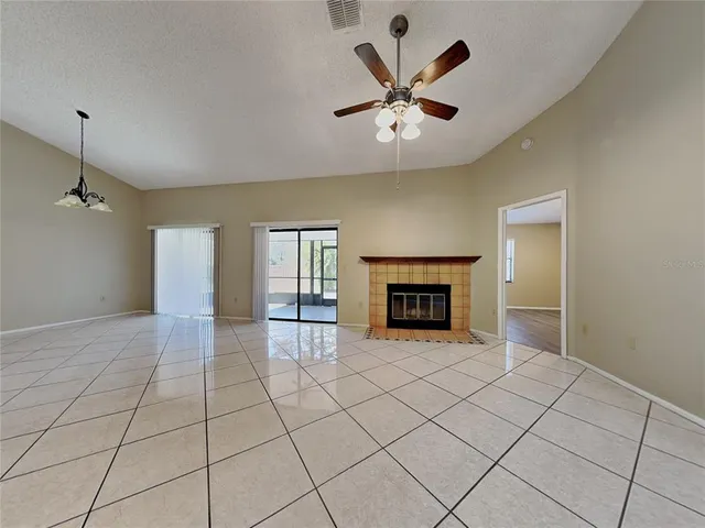 $1,979 | Undisclosed Address, New Port Richey, FL 34654