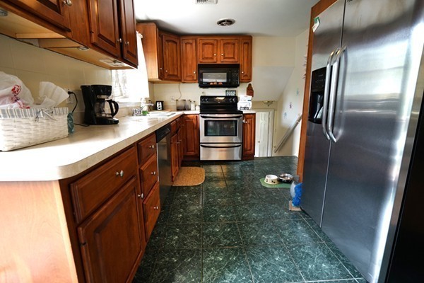 44 Brookdale Road Stoughton, MA 02072 - Photo 9 of 27 Gallery Image 9