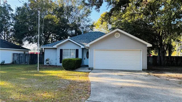 $180,000 | 147 Windsong Place, Pearl River, LA 70452