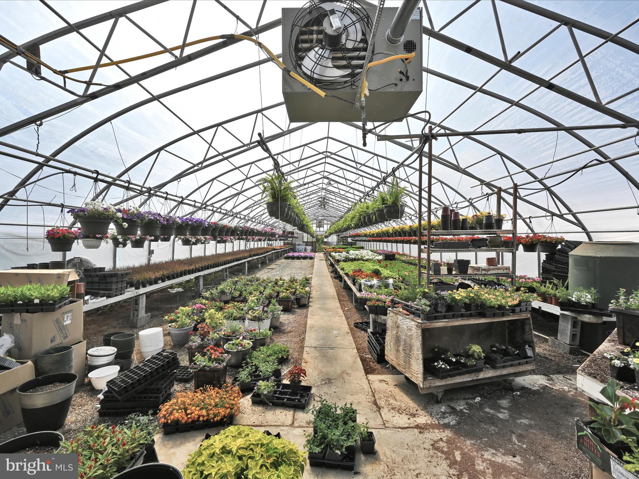 545 Zinns Mill Road Lebanon, PA 17042 - Photo 23 of 68 greenhouses