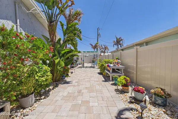 $1,100,000 | 515 Royal Palm Boulevard, Satellite Beach, FL 32937