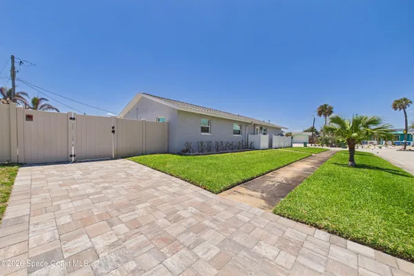 $1,100,000 | 515 Royal Palm Boulevard, Satellite Beach, FL 32937