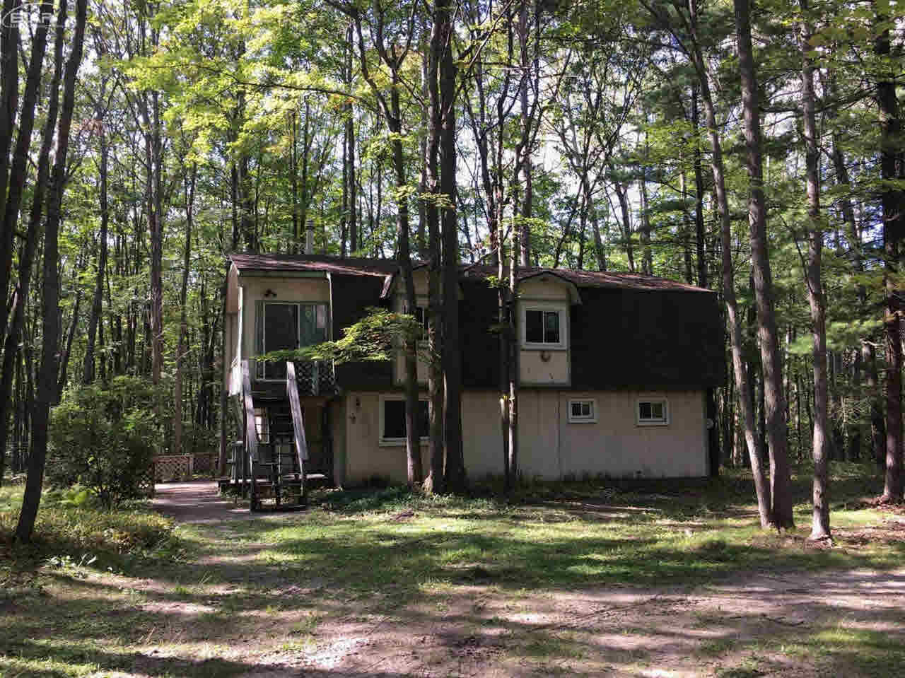11186 Maple Ridge Way Roscommon, MI 48653 - Photo 1 of 27 21368202.JPG