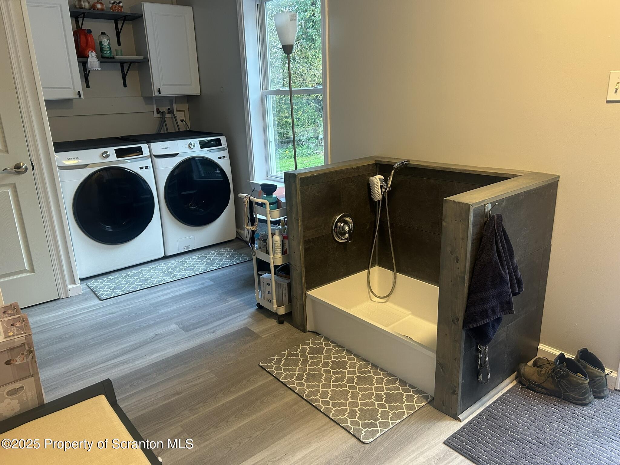 44 Franks Old Road Pleasant Mount, PA 18453 - Photo 29 of 37 a utility room with dryer and washer