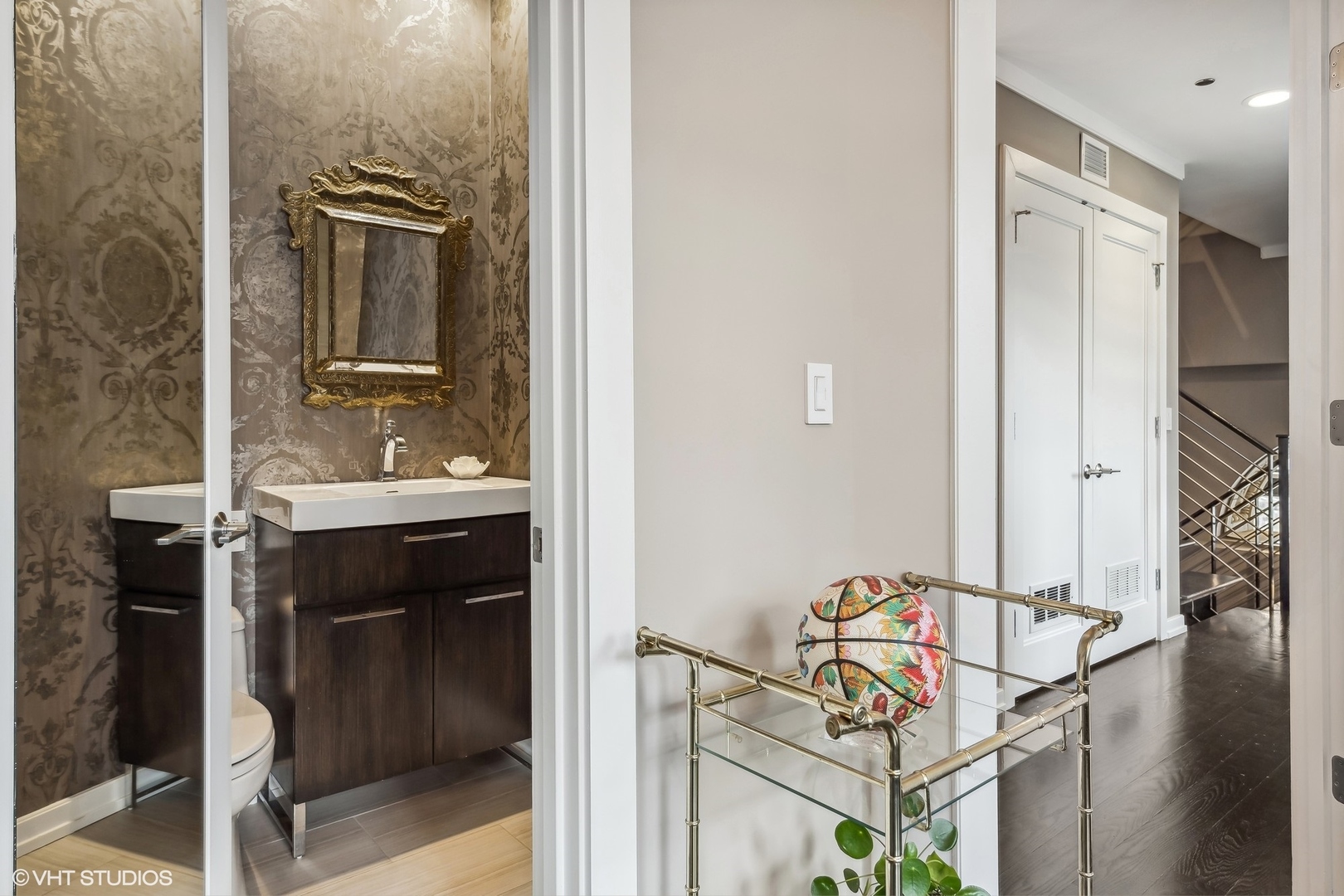 6 North Michigan Avenue, Unit 1901 Chicago, IL 60602 - Photo 33 of 54