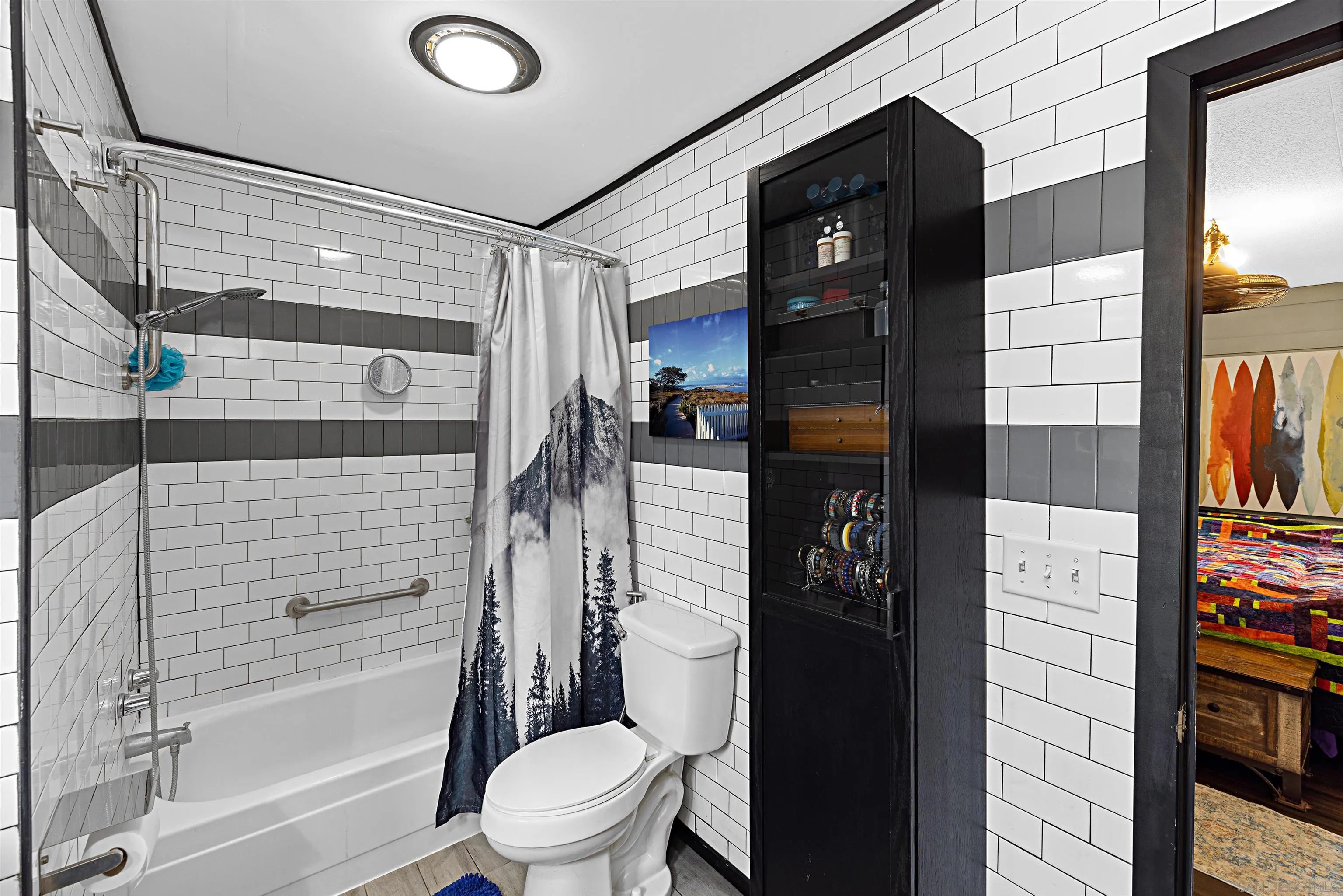 9100 Single Oak Drive, Unit 24 Lakeside, CA 92040 - Photo 19 of 48 a bathroom with a toilet and a shower