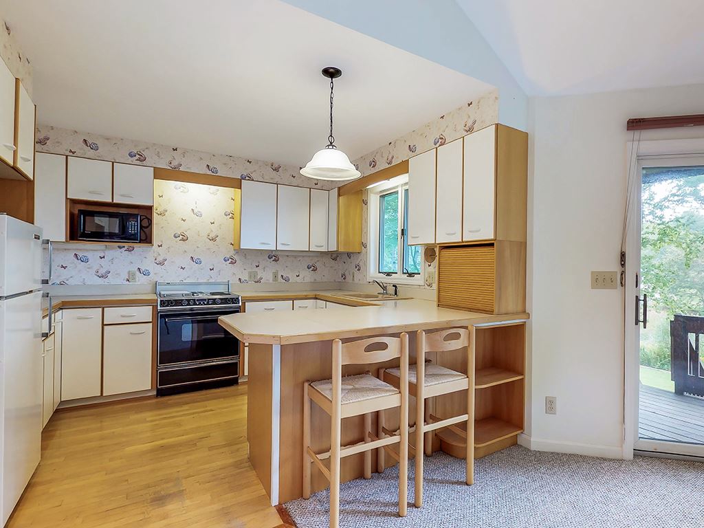 11 Mill Pond Road Kittery, ME 03904 - Photo 14 of 40