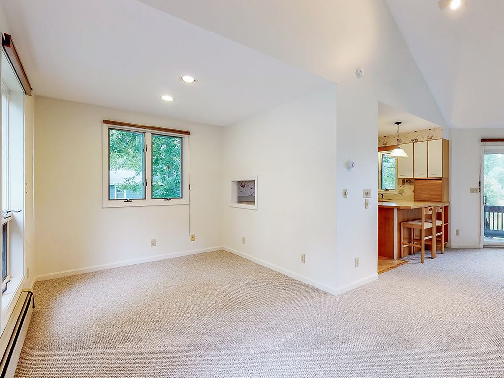 11 Mill Pond Road Kittery, ME 03904 - Photo 15 of 40