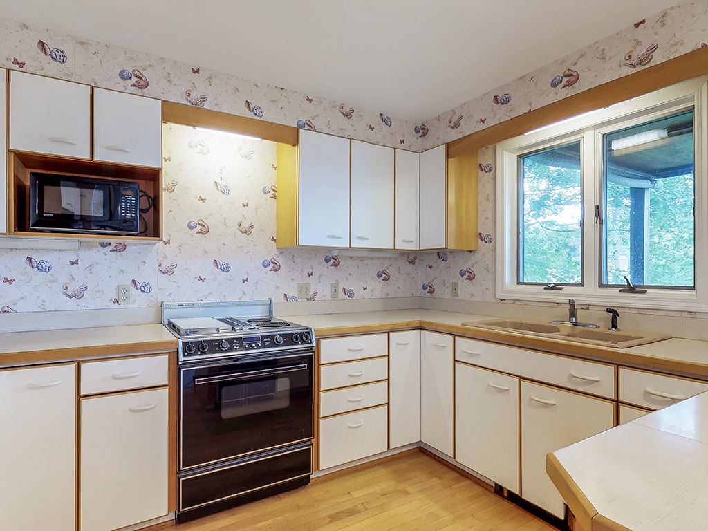 11 Mill Pond Road Kittery, ME 03904 - Photo 10 of 40