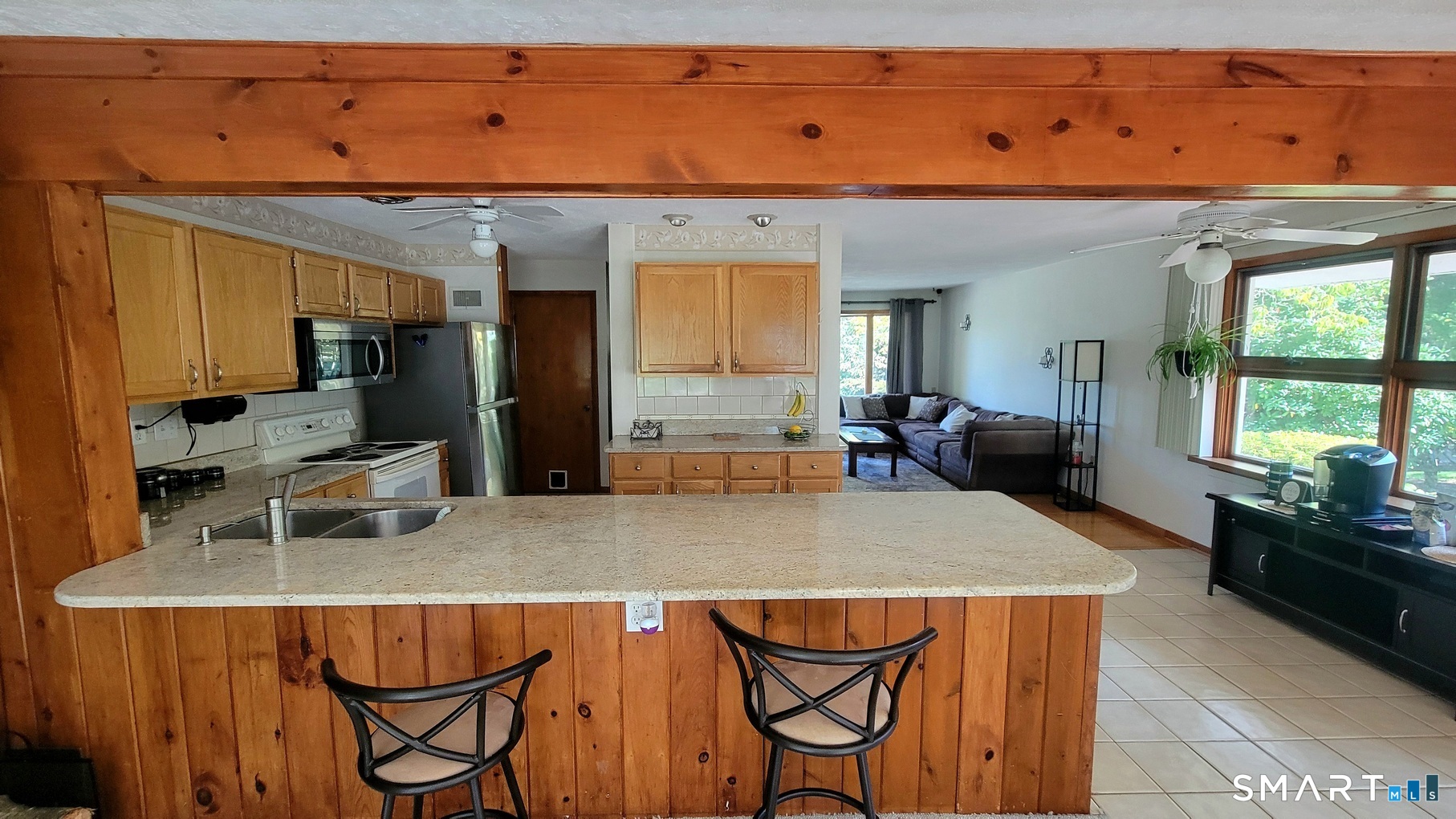 114 Murlyn Road Hamden, CT 06518 - Photo 11 of 31 Gallery Image 11