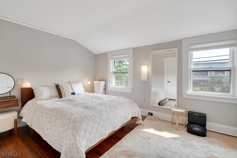 20 Old Short Hills Road Millburn, NJ 07041 - Photo 9 of 13