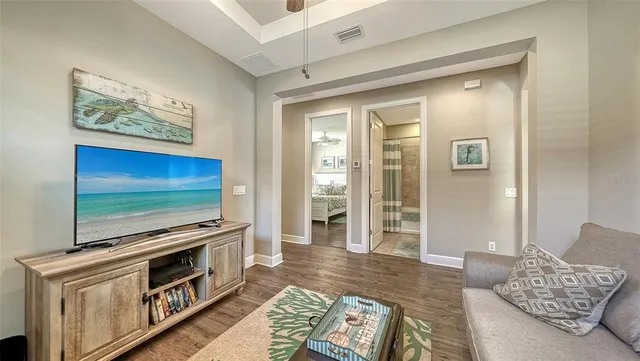 $650,000 | 5572 Sentiero Drive, Nokomis, FL 34275