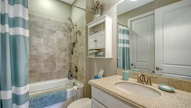 $650,000 | 5572 Sentiero Drive, Nokomis, FL 34275