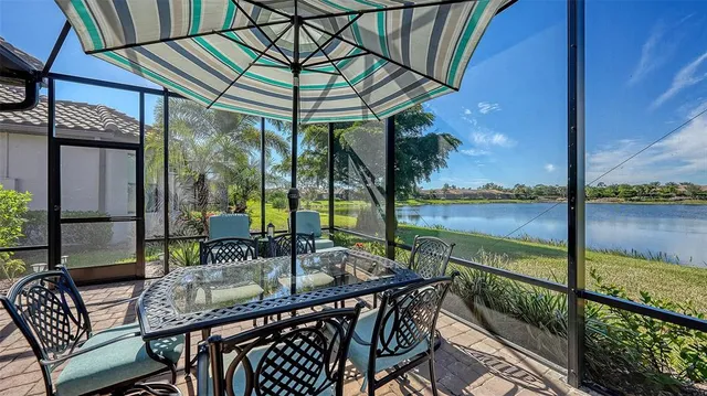 $650,000 | 5572 Sentiero Drive, Nokomis, FL 34275