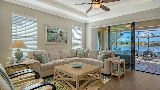 $650,000 | 5572 Sentiero Drive, Nokomis, FL 34275