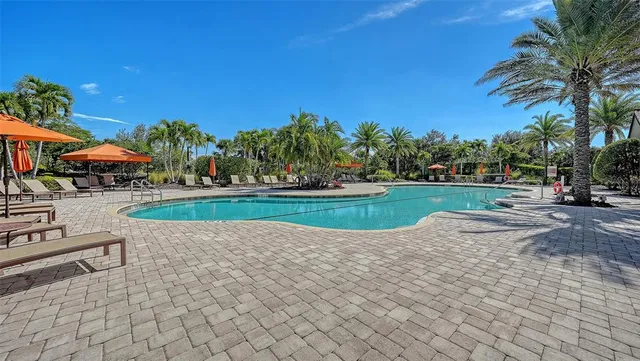 $650,000 | 5572 Sentiero Drive, Nokomis, FL 34275