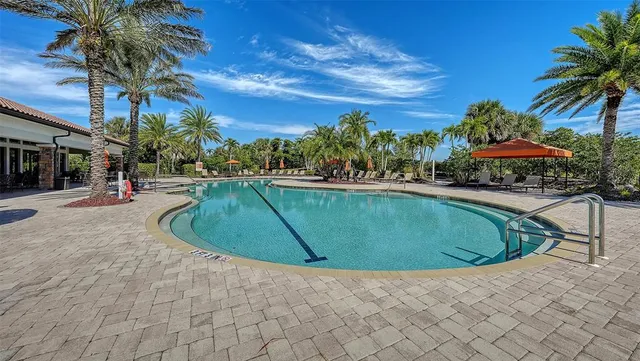 $595,000 | 5572 Sentiero Drive, Nokomis, FL 34275
