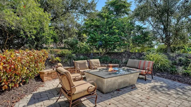 $650,000 | 5572 Sentiero Drive, Nokomis, FL 34275