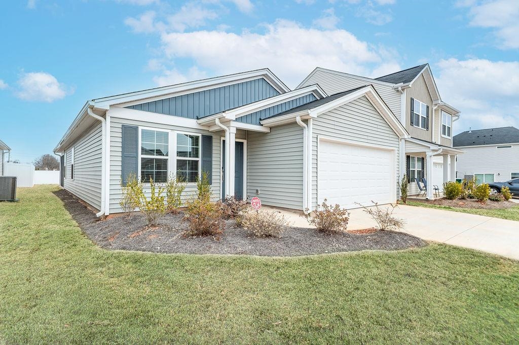 7310 Wayside Run Inman, SC 29349 - Photo 2 of 46