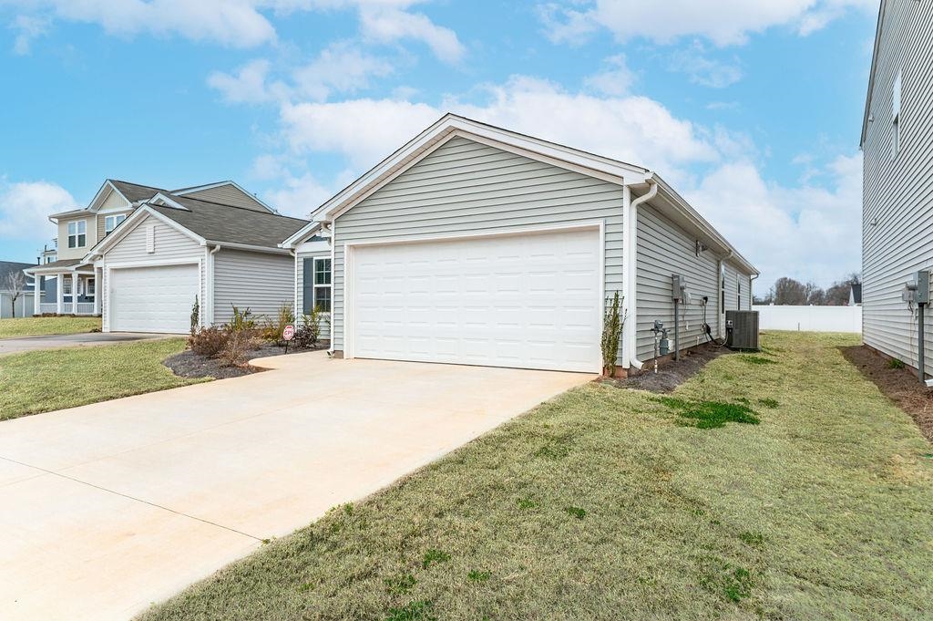 7310 Wayside Run Inman, SC 29349 - Photo 4 of 46