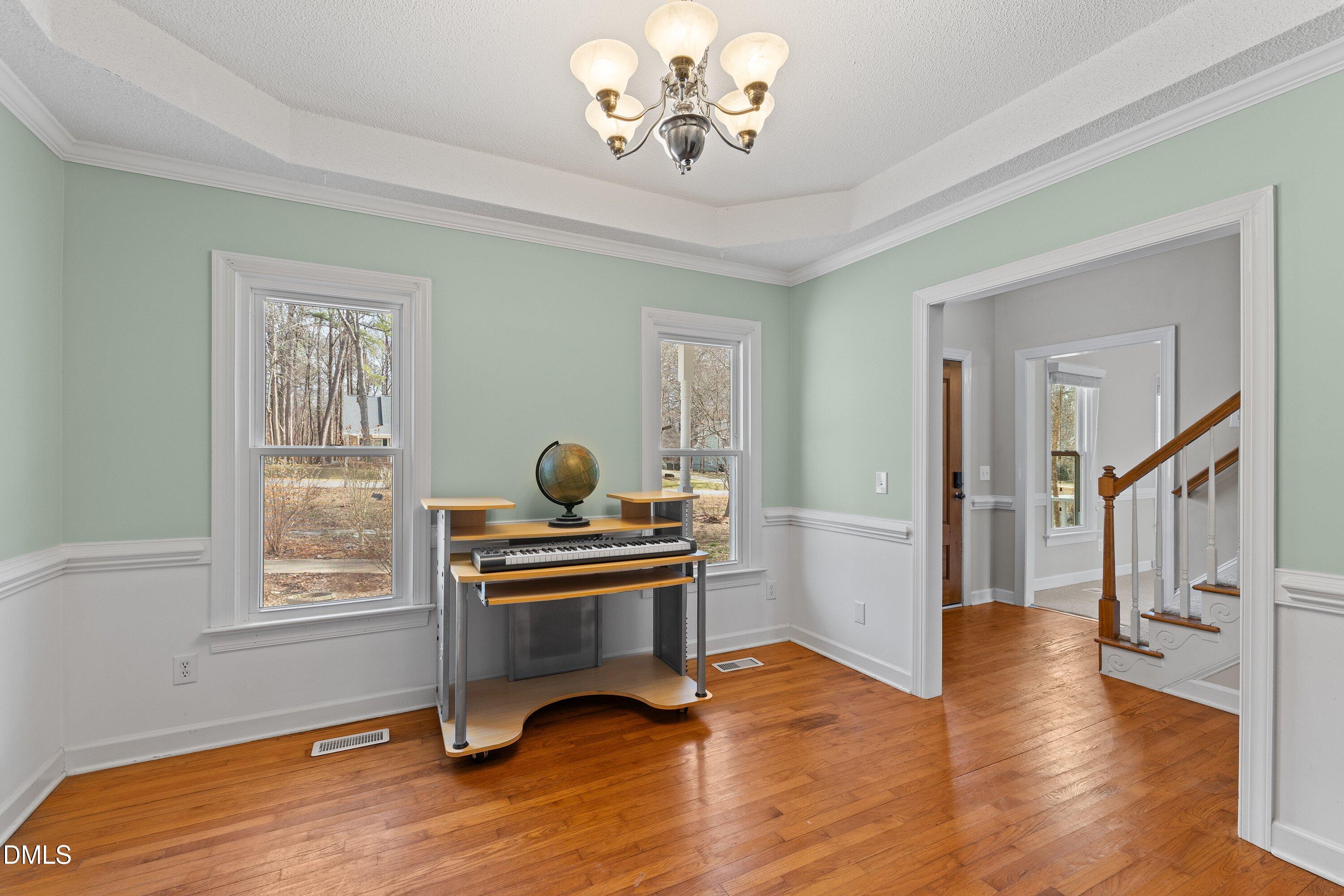 6732 Walnut Cove Drive Raleigh, NC 27603 - Photo 10 of 54 11-6732 Walnut Cove Dr_4708