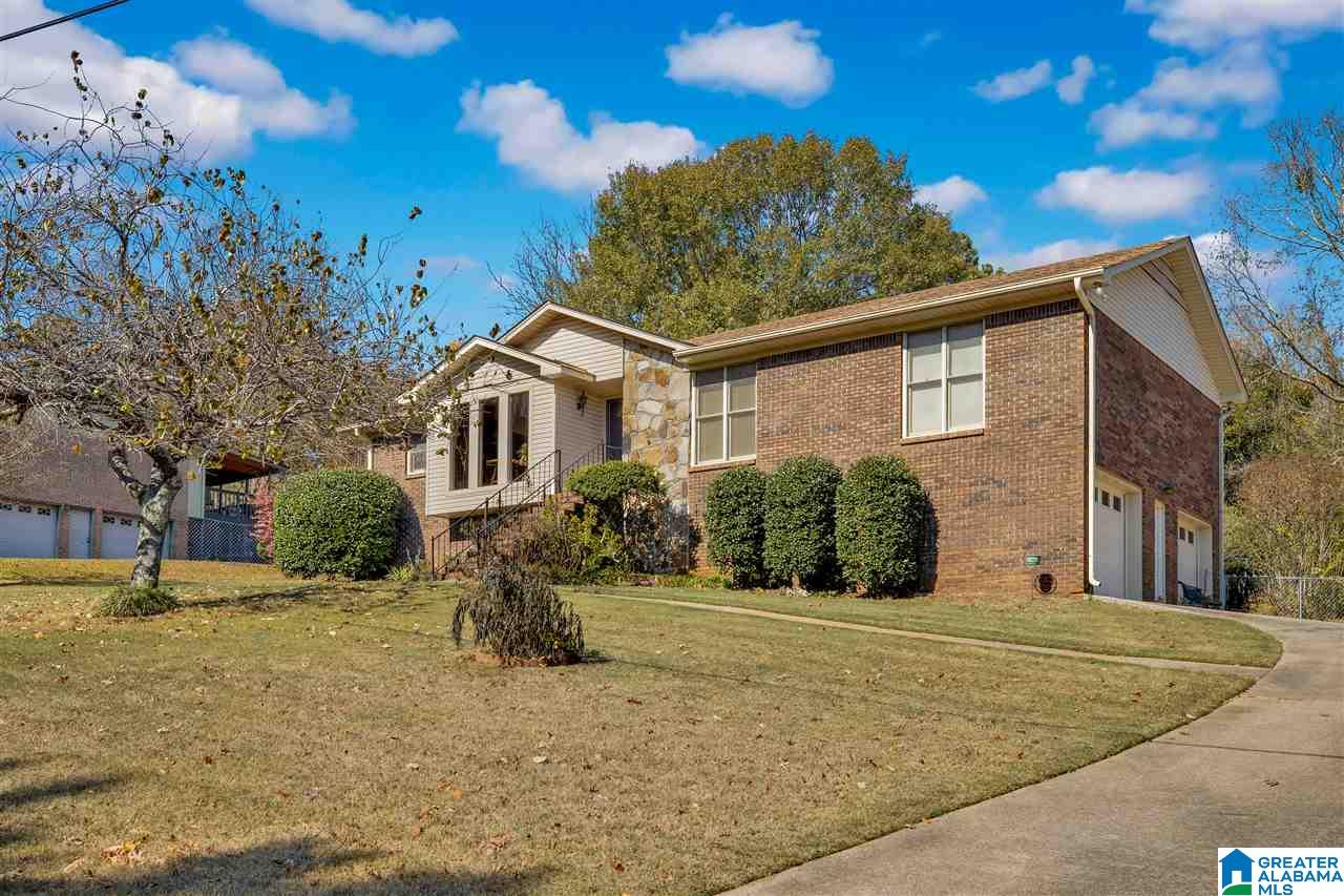 113 Hunters Point Circle Birmingham, AL 35244 - Photo 2 of 30