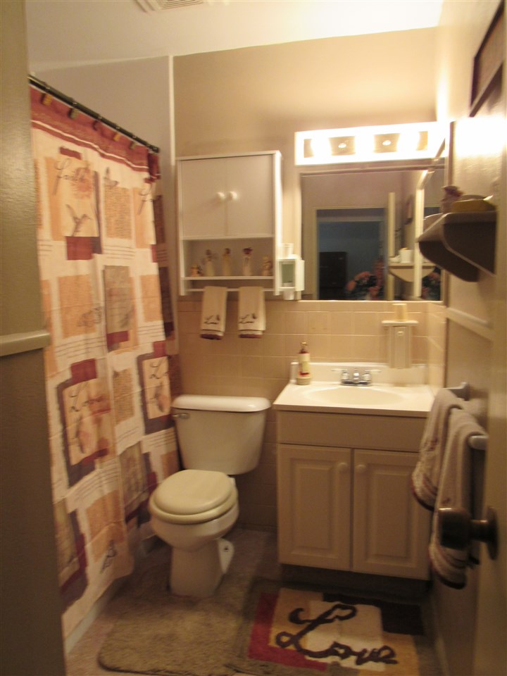 1102 West Riga Avenue Marion, IN 46952 - Photo 14 of 18 Gallery Image 14