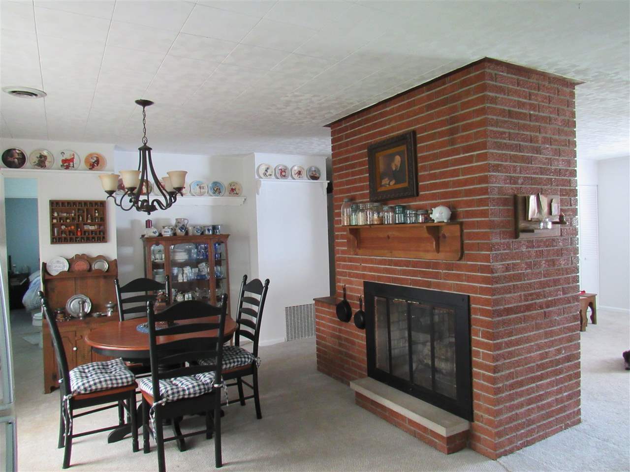 1102 West Riga Avenue Marion, IN 46952 - Photo 5 of 18 Gallery Image 5