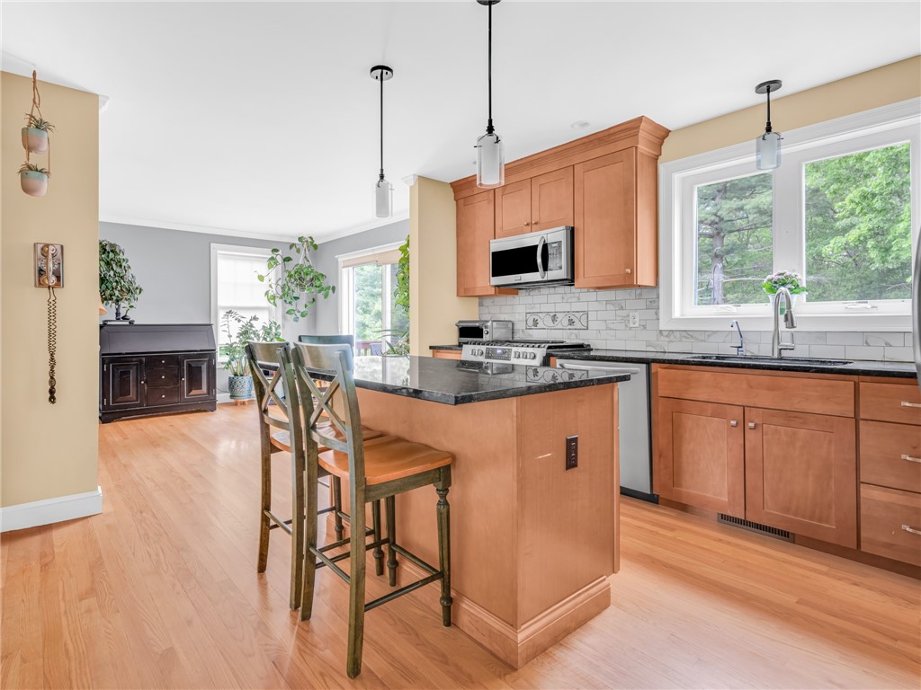 10 Victory Falls Road Coventry, RI 02827 - Photo 13 of 36 Kitchen with island seating
