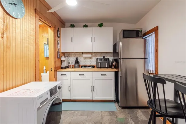 a view of washer and dryer