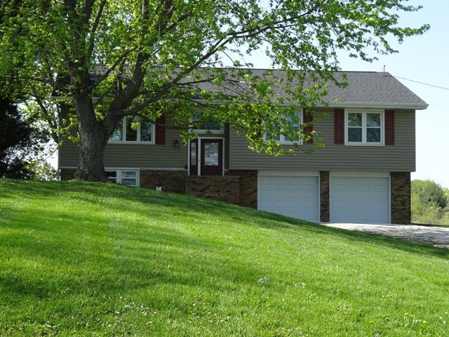 16212 West Pleasant Grove Road Trivoli, IL 61569 - Photo 1 of 21