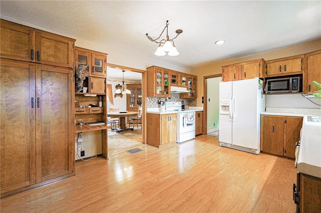 3886 Darlington Road Darlington, PA 16115 - Photo 15 of 43