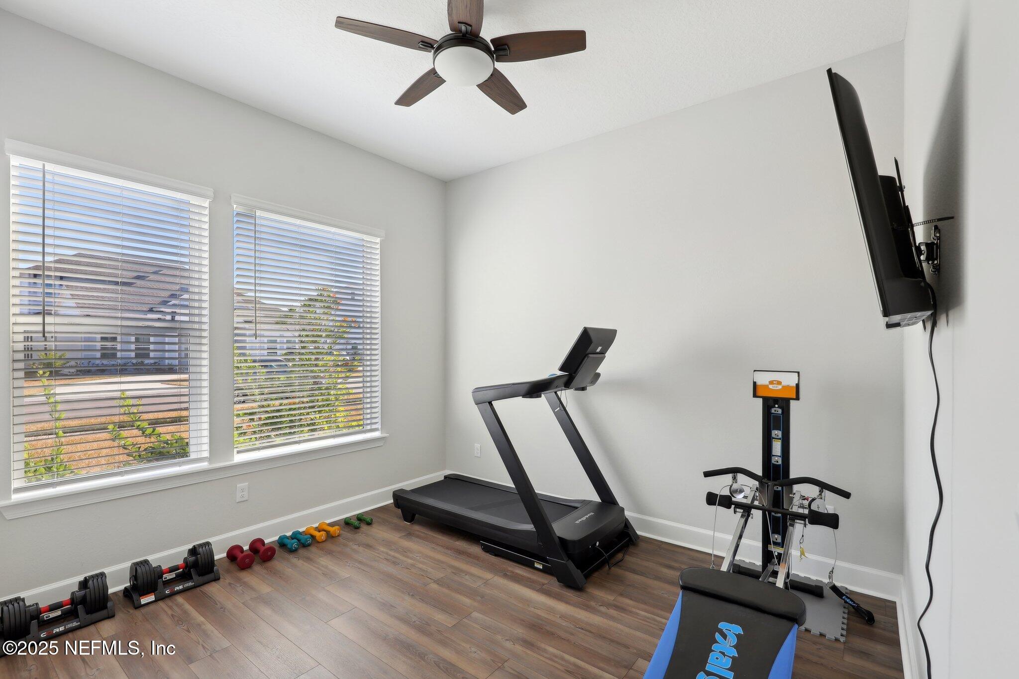 406 Navigators Road St. Johns, FL 32259 - Photo 12 of 57 a view of a room with gym equipment