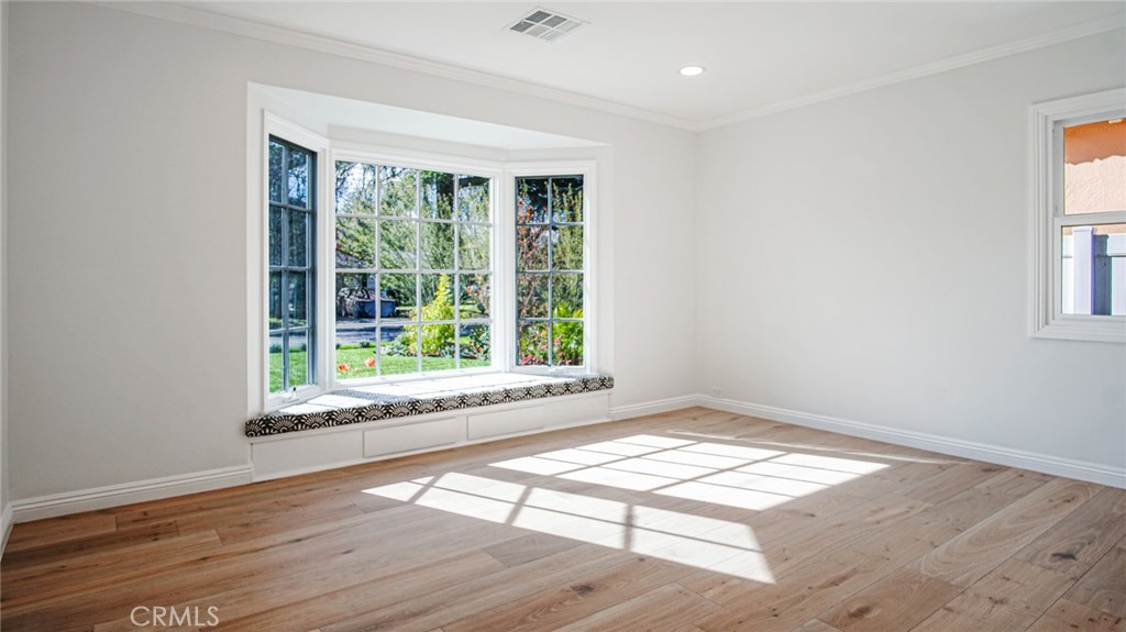 11165 Valley Spring Lane Studio City, CA 91602 - Photo 25 of 44 Bay Window with South Facing Views