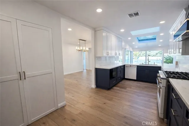 $16,900 | 11165 Valley Spring Lane, Studio City, CA 91602