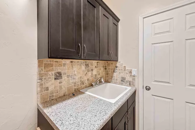 $465,000 | 1305 Raymond Court, Loma, CO 81524