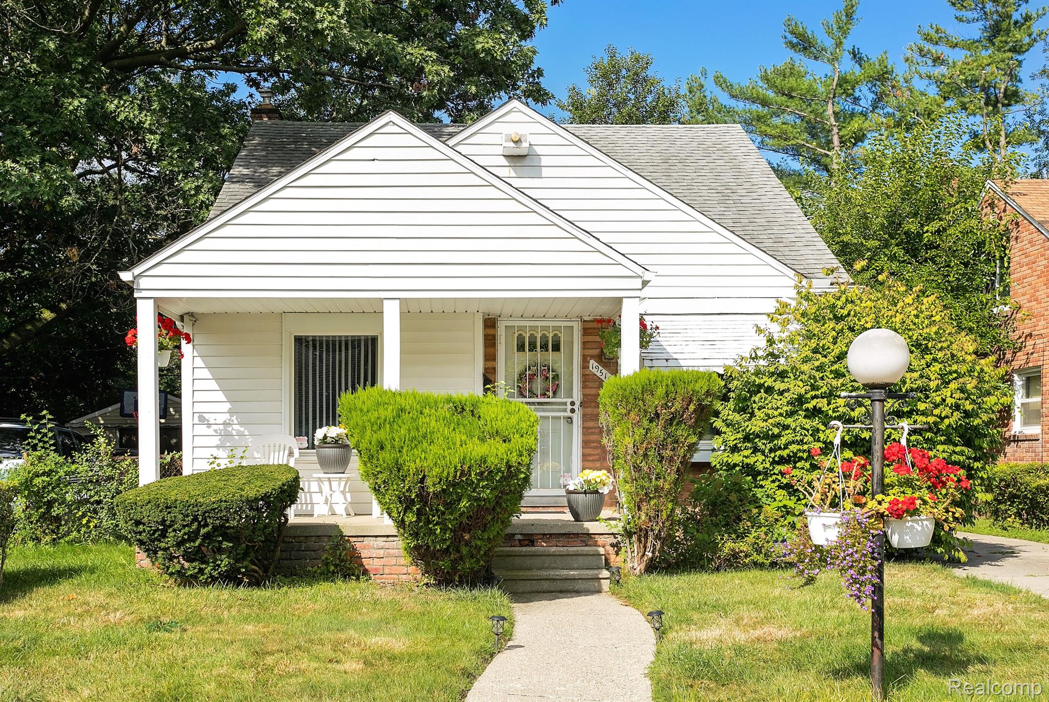 19515 Huntington Road Detroit, MI 48219 - Photo 12 of 12 Gallery Image 12