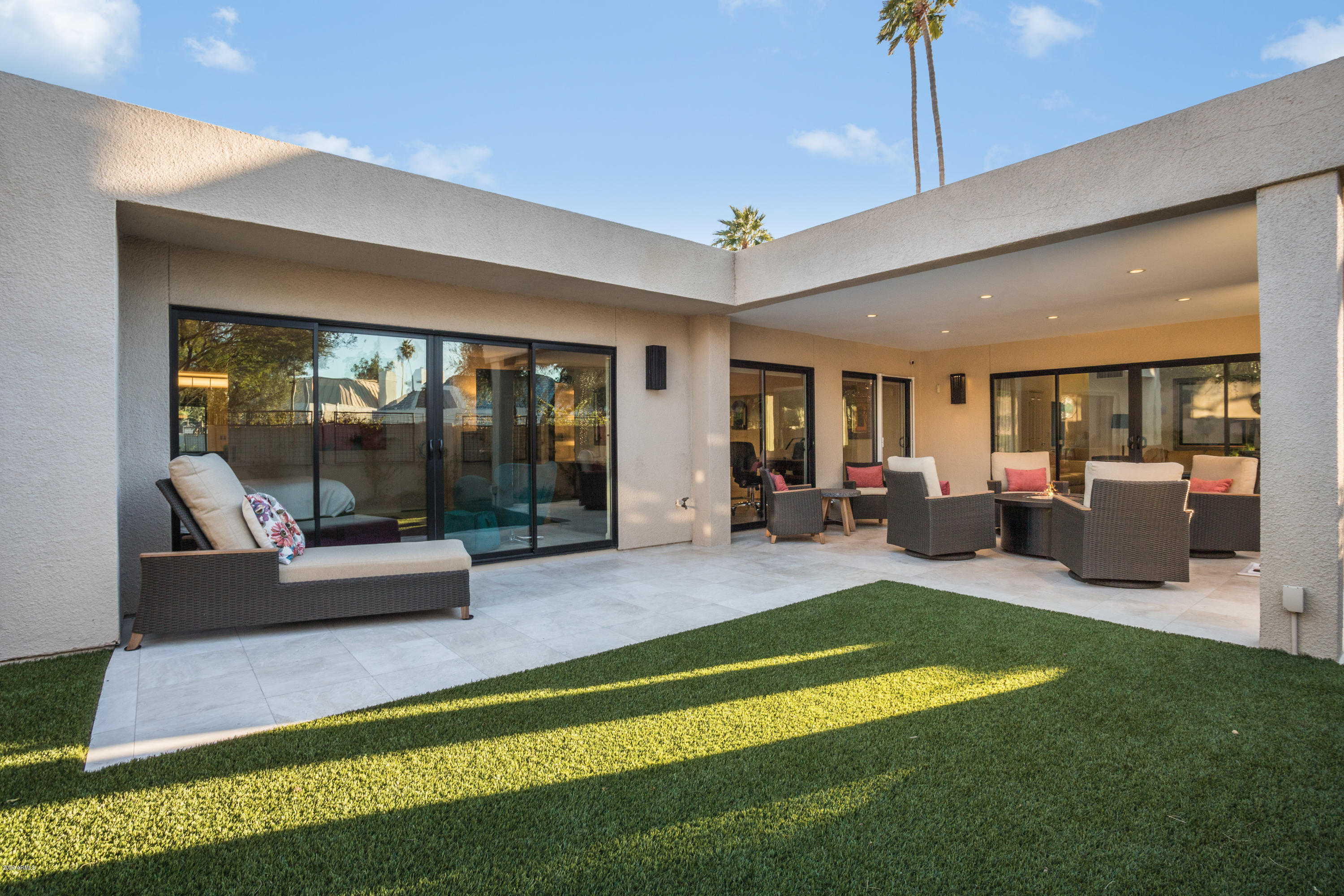 5309 North 24th Place Phoenix, AZ 85016 - Photo 25 of 49 Multiple Outdoor Seating Areas