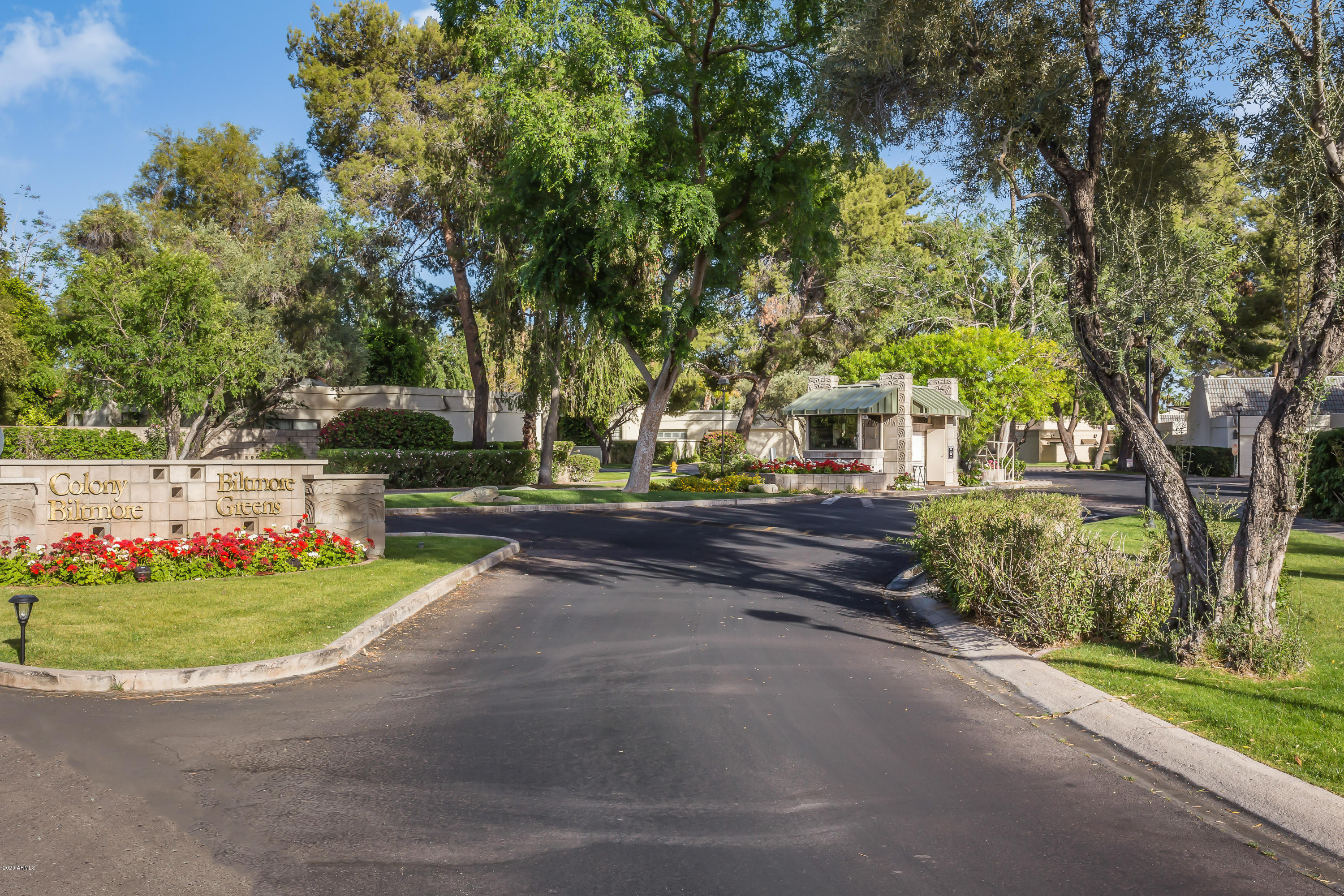 5309 North 24th Place Phoenix, AZ 85016 - Photo 34 of 49 a view of a park with large trees