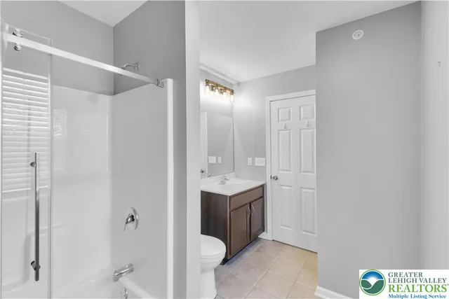 $2,995 | 4487 Cottonwood Drive, Nazareth, PA 18064