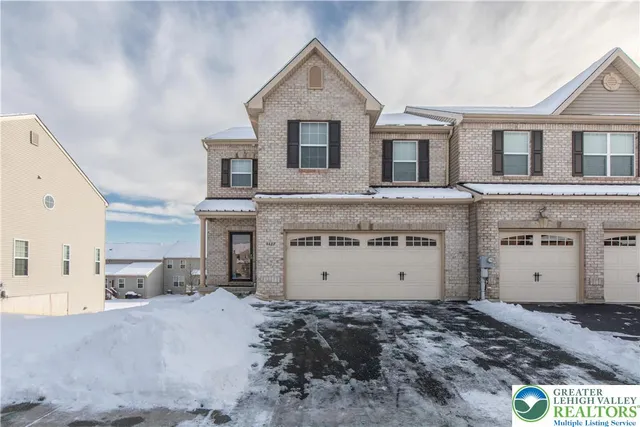 $2,995 | 4487 Cottonwood Drive, Nazareth, PA 18064