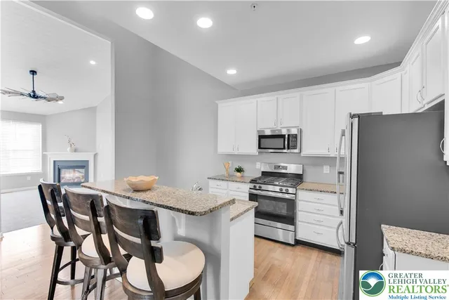 $2,995 | 4487 Cottonwood Drive, Nazareth, PA 18064