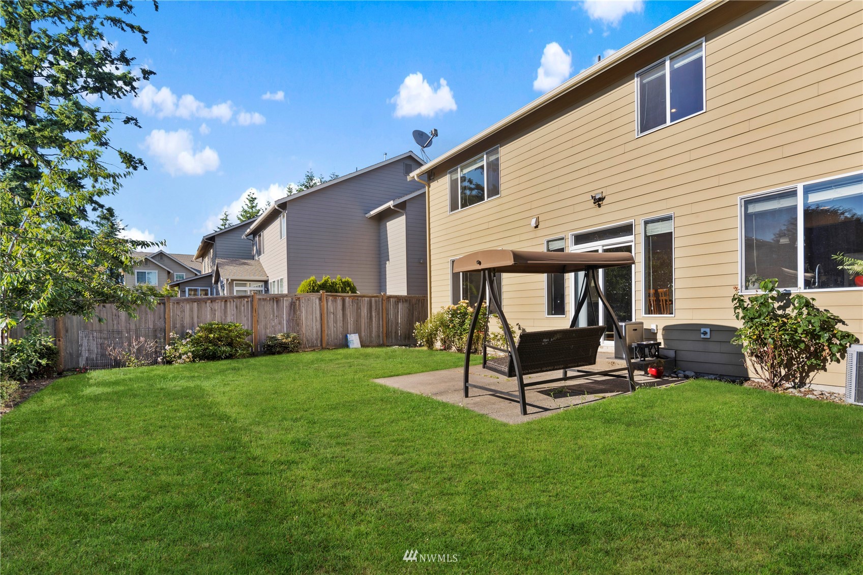 259 Elma Place Northeast Renton, WA 98059 - Photo 35 of 36 Gallery Image 35