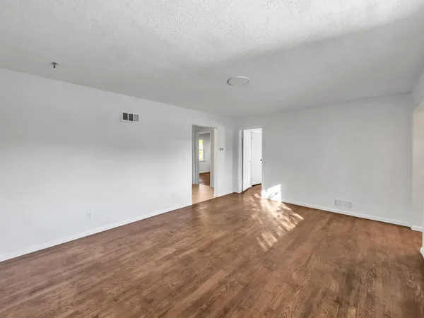 $154,990 | 1304 Freeland Avenue, Calumet City, IL 60409