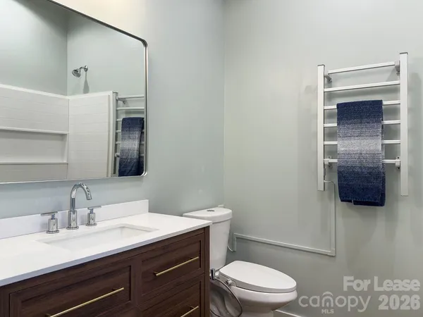 $1,295 | 510 South College Street, Unit 120, Morganton, NC 28655