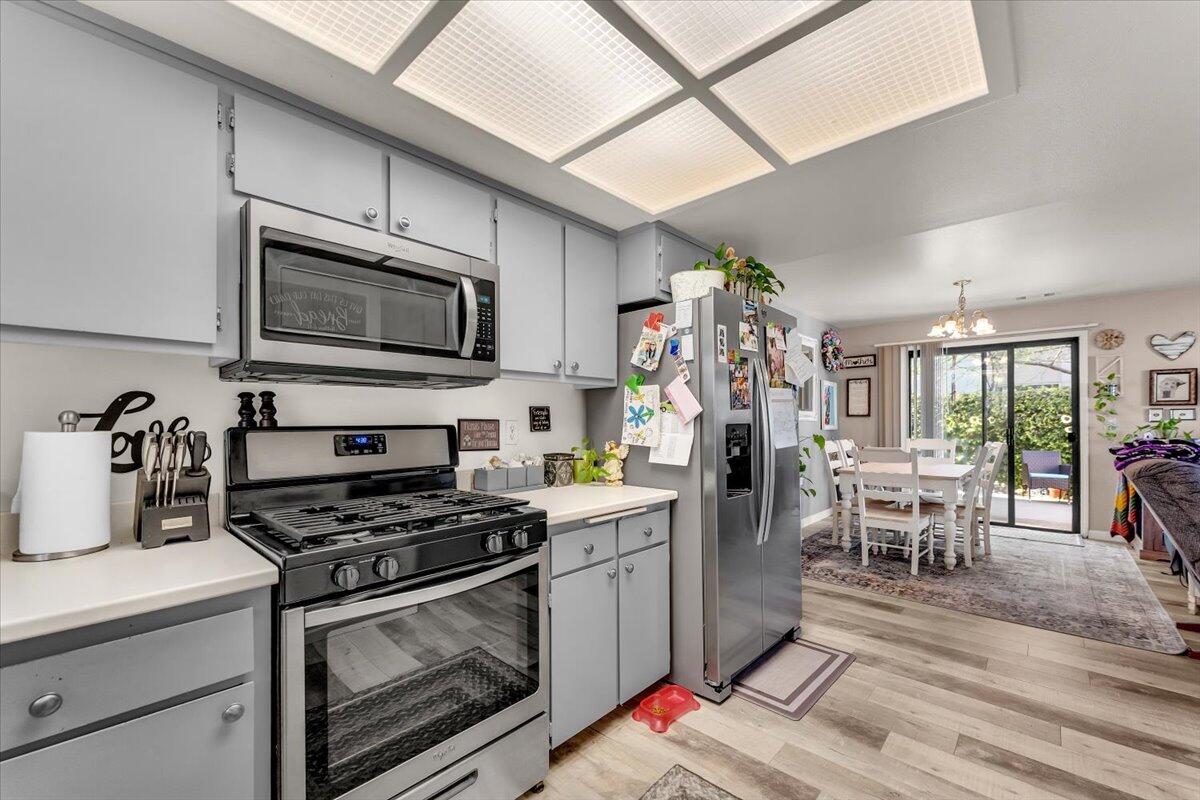 2861 Shotwick Trail Redding, CA 96002 - Photo 11 of 47 12-DSC02759