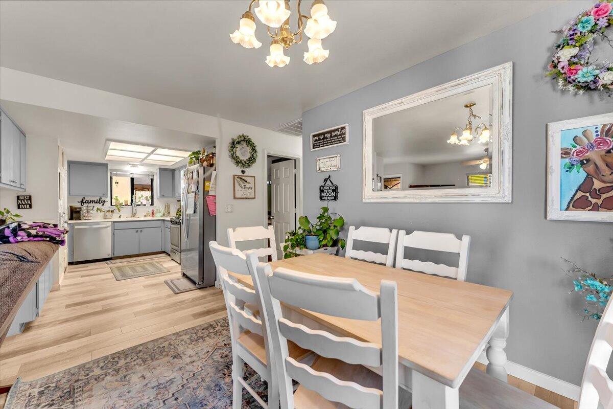 2861 Shotwick Trail Redding, CA 96002 - Photo 14 of 47 15-DSC02768