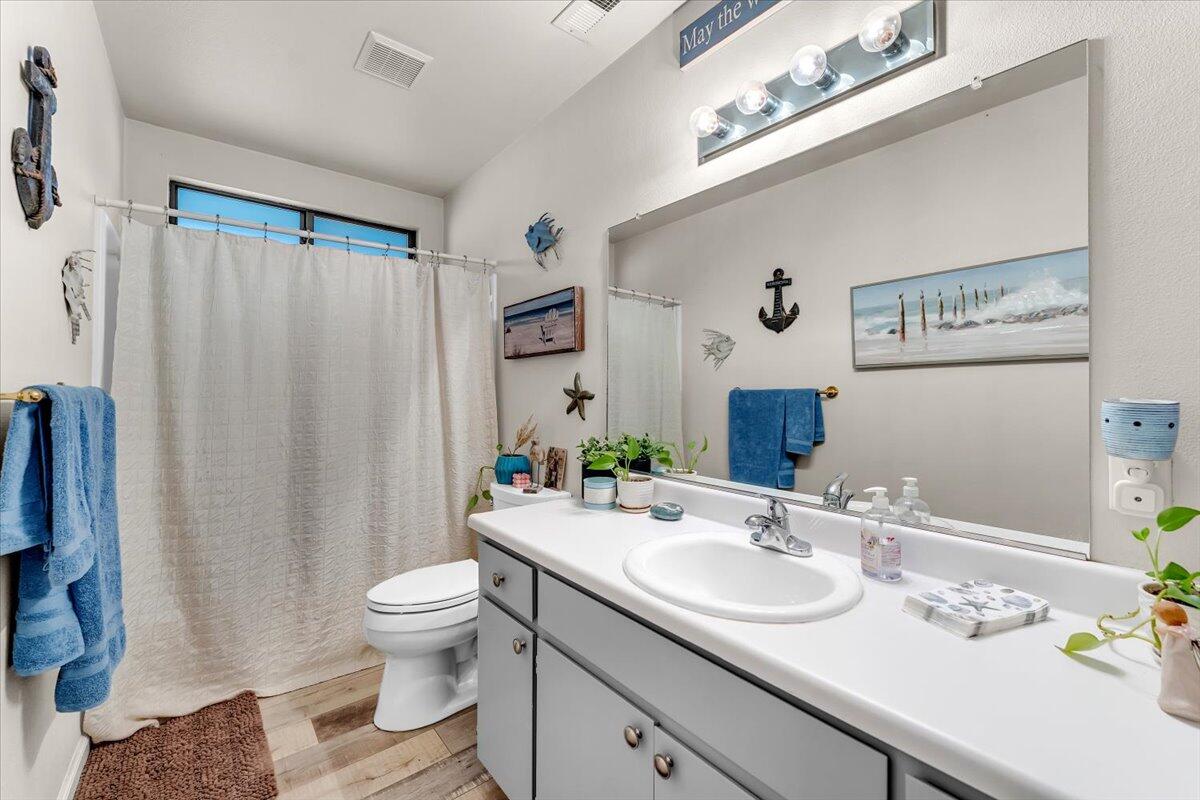 2861 Shotwick Trail Redding, CA 96002 - Photo 23 of 47 24-DSC02753